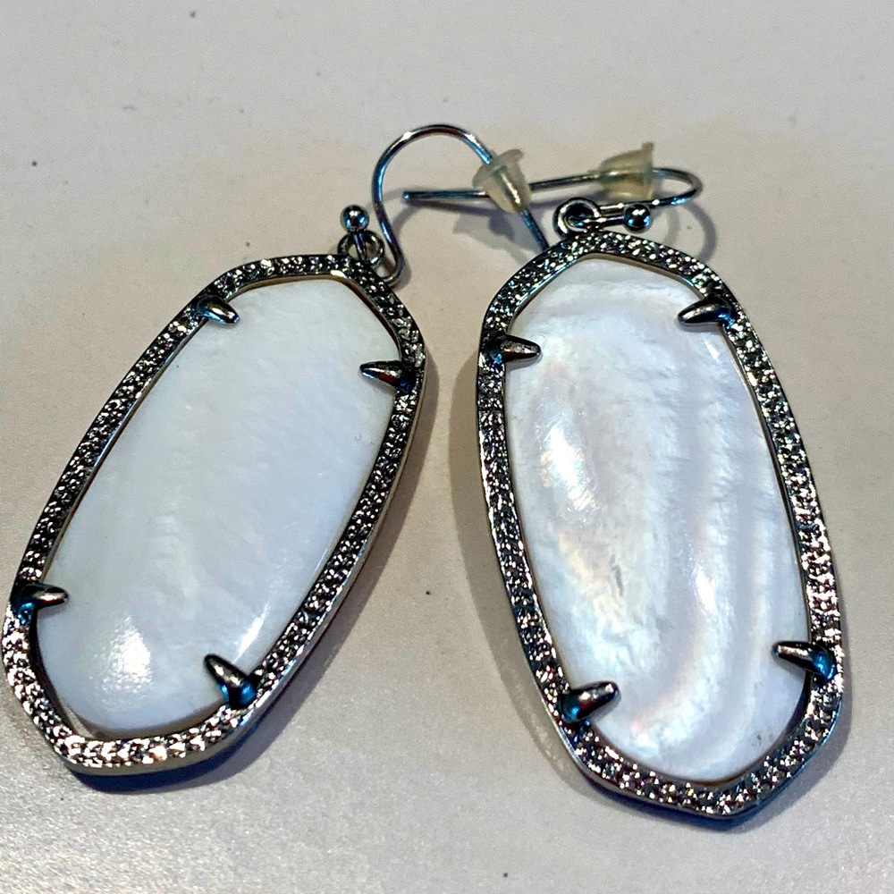 Kendra Scott Elle Earrings